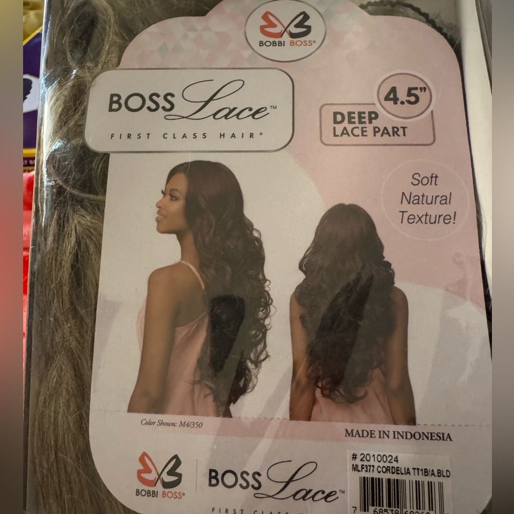 Bobbi Boss Boss Lace Wig - Picture 5 of 6